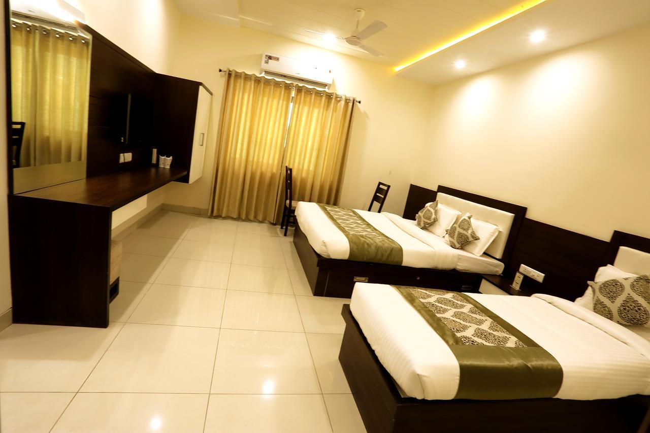 Hotel Fortune Plaza อัจเมอร์ ภายนอก รูปภาพ